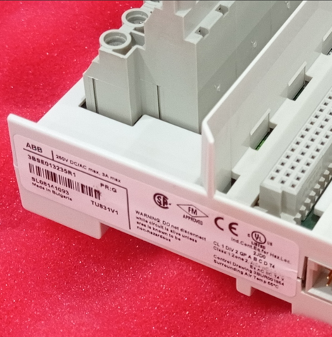 ABB TU831V1 3BSE013235R1 Module Terminal Unit 