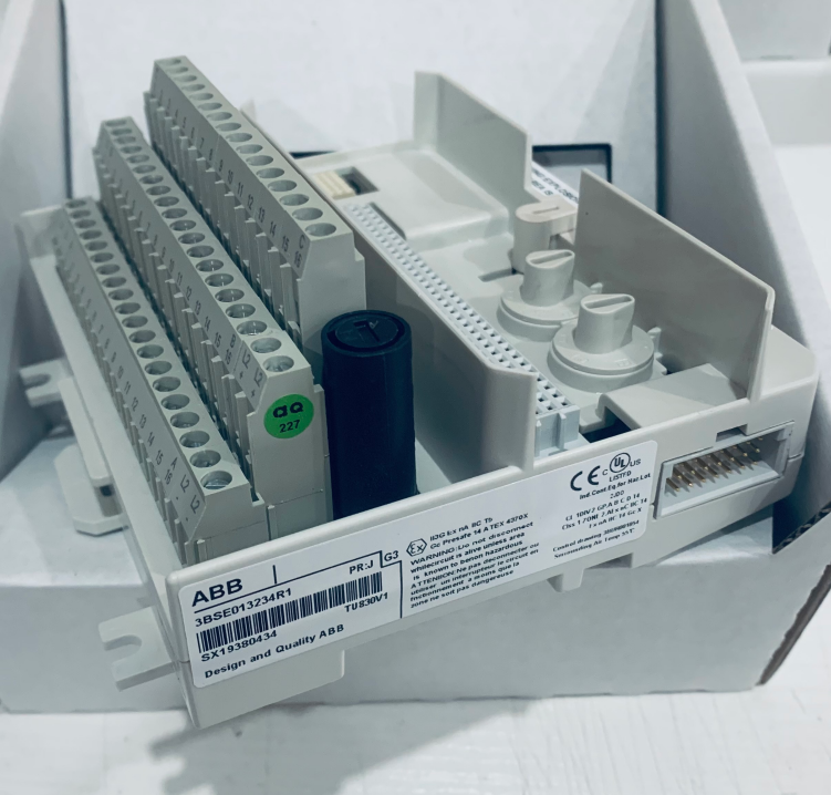 ABB TU830V1 3BSE013234R1 Extended Module Termination Unit